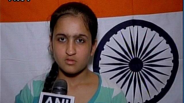 જો કે, તન્ઝીમની સાથે લુધિયાણાની 15 વર્ષીય જાહન્વી બહેલ પણ લાલચોક ખાતે રાષ્ટ્રધ્વજ ફરકાવશે. જે માટે તેણે વડાપ્રધાન નરેંદ્ર મોદીને પત્ર લખીને મંજૂરી પણ મેળવી છે.