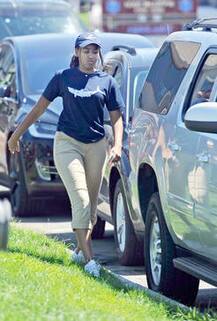 ઓબામાની દિકરી રેસ્ટોરાંમાં પીરસે છે જમવાનું, જુઓ તસીવરો 