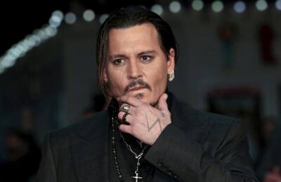 Johnny Depp 48 મિલિયન ડોલરની કમાણી સાથે પાંચમા ક્રમે છે.