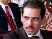 દેહરાદૂન: ‘શક્તિમાન’ના મોતને લઈને રૉબર્ટ વાડ્રા અને બીજેપી MLA વચ્ચે એરપોર્ટ પર થયો હંગામો