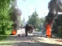 શ્રીનગર પહોંચેલ 30 સાંસદોની સર્વદળીય ટીમની બેઠક શરૂ, ભીડે મિની સચિવાલયમાં લગાવી આગ, 100 ઘાયલ