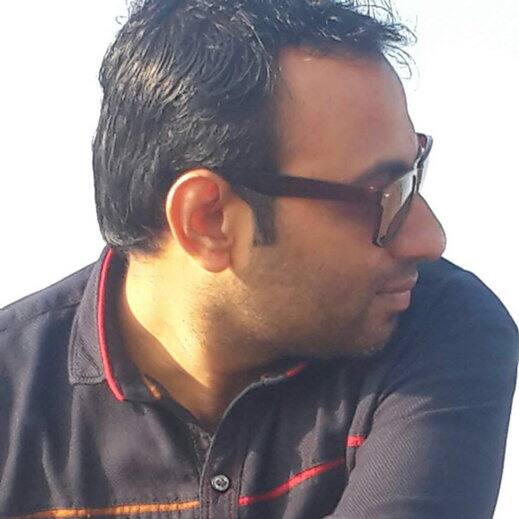 હિતેશ સાથે આ મુદ્દે ઝગડા થયા કરતા તેથી આશાએ હિતેશને ફસાવવા રાકેશ સાથે મળીને એક યુવતીનું ફેક ફેસબુક આઈડી બનાવ્યું હતું. રાકેશને તેણે મળવા બોલાવ્યો ને પછી પોતે હાજર થઈ ઝગડો કર્યો. આ ઝગડા છેવટે હિતેશને આપઘાત કરવા સુધી લઈ ગયા હતા. 