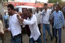 વાઘાણીનો વિરોધ, પાસના યુવાનોની ફરિયાદઃ વાઘાણીના જૂના ડ્રાઈવરે ગુપ્તાંગ પર મારી સોનાની ચેન લૂંટી લીધી