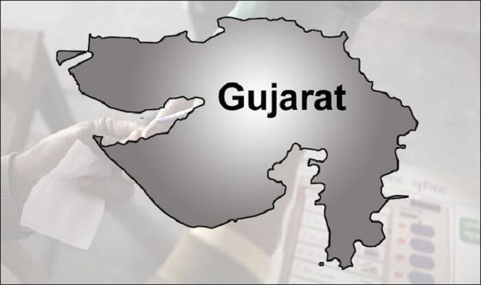 મહેસુલ અને પંચાયત વિભાગની વાત કરીએ તો, 33 જિલ્લાઓમાં 743 નાયબ મામલતદારો, 987 રેવન્યુ અને પંચાયત તલાટીઓની બદલીના આદેશ આપવામાં આવ્યા છે. ઉપરાંત 36 ચીટનીશ-નાયબ ચીટનીશ સામે દંડાત્મક કાર્યવાહી કરવાના કડક આદેશ આપવામાં આવ્યા છે.