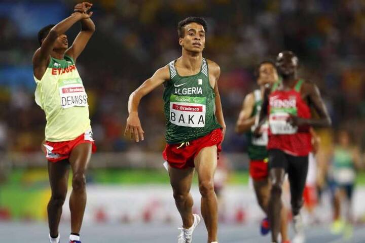  અબ્દેલતીફે જણાવ્યું હતું કે લિમ્પિક્સ કક્ષાની સ્પર્ધામાં ગોલ્ડ મેડલ જીતવો આસાન નથી અને હું બે વર્ષથી આકરી મહેનત કરી રહ્યો હતો. મારા માટે આ સમયગાળો અત્યંત મુશ્કેલ હતો. પેરાસિમ્પિક્સમાં વિકલાંગતાને આધારે અલગ અલગ કેટેગરી પડાઈ છે તેમાં બાકા ટી13 શ્રેણીની રેસ જીત્યો હતો. 