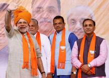 Happy Birthday PM: આજે 67માં જન્મદિવસે મોદીએ લીધા માતાના આશીર્વાદ, વિવિધ કાર્યક્રમમાં આપશે હાજરી