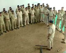 મોદીના બંદોબસ્તમાં પોલીસ બાખડ્યાઃ DCPએ PSIને લાકડી મારી, PSIએ જવાબમાં લાફો ઠોકી દીધો