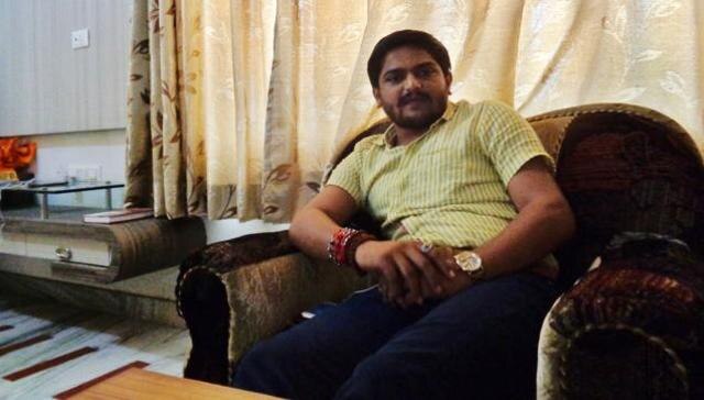 કેયૂર મોરડિયાને આ વિરોધ દરમિયાન પોલીસ તથા બહારનાં તત્વોએ માર માર્યો હતો. તેને હાલમાં સારવાર અમદાવાદની લક્ષ્મી હોસ્પિટલમાં ખસેડાયો છે. મોરડિયાને માર મારવાની ઘટનાના વિરોધમાં ભાવનગરમાં છેલ્લા ચાર દિવસથી પ્રતિક ધરણાં ચાલે છે.