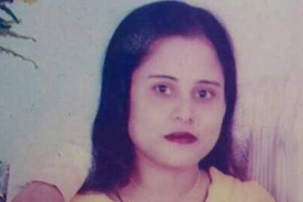 જયદીપે જણાવ્યું હતું કે, હું તેને એટલો પ્રેમ કરતો હતો કે તેના માટે સર્વસ્વ આપી દેવા તૈયાર હતો. તેણે લગ્નની ના પાડીને મારું દિલ તોડી નાંખ્યું હતું. આજે હું તેને છેલ્લીવાર મળીને જુનાગઢ જઇ ગિરનાર પરથી પડતું મુકીને મારો જીવ દઇ દેવાનો નિર્ણય કરીને નીકળ્યો હતો. પરંતુ વાતચીત દરમિયાન સોનીએ ન બોલાવનું બોલી તારા જેવા મારે સાંજ પડ્યે ૨૦ જોઇએ. એવું કહેતાં મને ખુબ ગુસ્સો ચડ્યો હતો અને સાથે જ રાખેલી છરી કાઢી સોની પર તૂટી પડ્યો હતો.