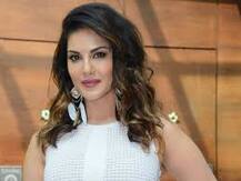 સની લિયોની નથી ઈચ્છતી કે તેના પર બનેલી ફિલ્મ ‘મોસ્ટલી સની’ ભારતમાં થાય રિલીઝ 