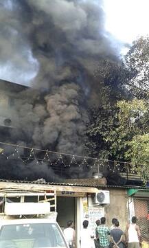 અમદાવાદઃ પ્લાસ્ટિકના ગોડાઉનમાં આગ લાગી, 10 ફાયર ફાઈટર ઘટનાસ્થળે