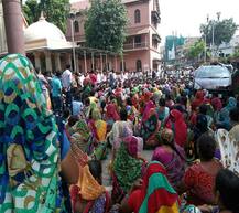 અમદાવાદમાં સફાઇ કમાદાર પર થયેલા હુમલાને લઇને 26 હજાર સફાઇ કર્મી હડતાળ પર