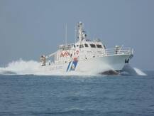 ગુજરાતના દરિયામાંથી પકડાઇ પાકિસ્તાની બોટ. 9 ક્રૂ મેંબરની કરાઇ ધરપકડ