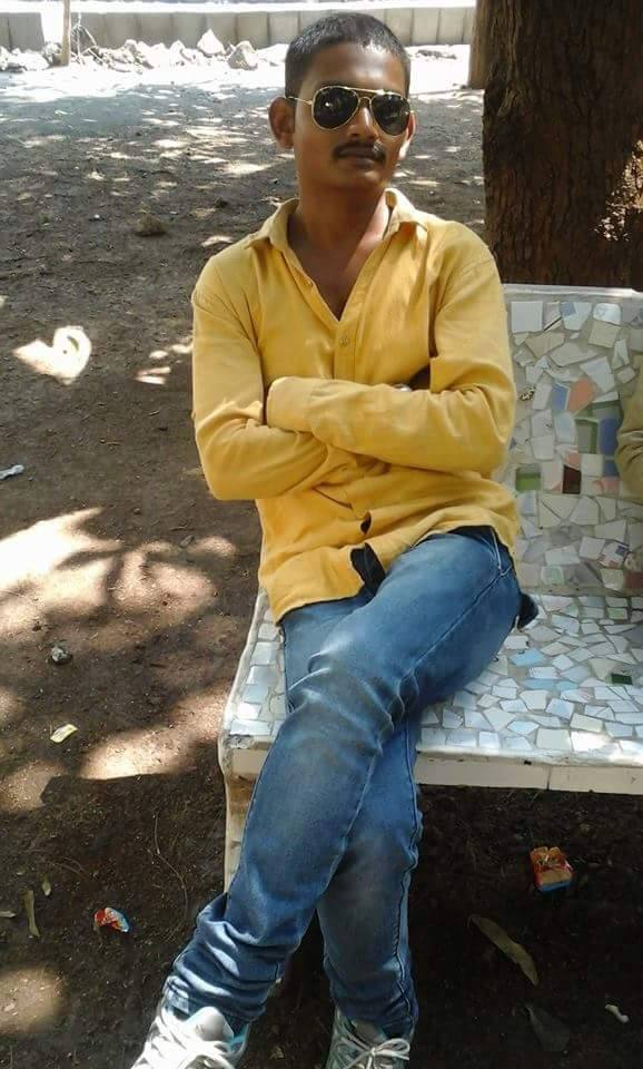 ગોલ્ડન વિશે એવું કહેવામાં આવે છે કે તે કુખ્યાત ભુપત વશરામ આહિર પાસેથી શીખ્યો છે. તેની સાથે ફરીને લૂંટ, ચોરી અને ખૂન જેવા ગુનામાં સંડોવણી બહાર આવી છે. ગોલ્ડન કામરેજ ચાર રસ્તા પાસે આવેલા ભવાની કોમ્પલેક્ષમાં બેસી જમીન બાબતો, નાણાકીય વસૂલાતો સહિતના કામો કરતો હોવાનું કહેવાય છે.