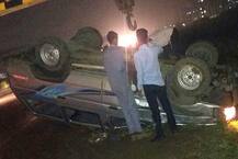 સુરતઃ કારમાં દારૂ ભરીને જતાં પોલીસે બેને ઉડાવતાં મોત, કાર પલટાતાં ફૂટ્યો ભાંડો