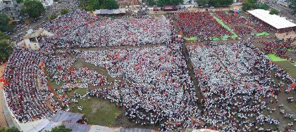 ભાજપે એ પણ સ્પષ્ટતા કરી છે કે મહારાષ્ટ્ર સરકાર સુપ્રીમ કોર્ટમાં અપીલ કરશે અને હાલની 50 ટકા અનામતની ટોચમર્યાદા નાબૂદ કરવા વિનંતી કરશે કે જેથી મરાઠા સમાજનાં લોકોને સરકારી નોકરીઓ અને શૈક્ષણિક સંસ્થાઓમાં 16 ટકા અનામત આપી શકાય.