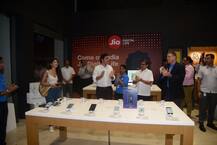 નવો આઈફોન ખરીદનારને બખ્ખાં જ બખ્ખા, જાણો રિલાયન્સ જિયોએ શું ઓફર આપી