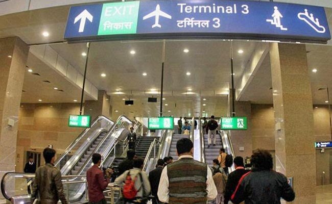 Radioactive Leak Reported At Delhi Airport Cargo Terminal દિલ્લીના IGI એરપોર્ટ પર થયું રેડિયોએક્ટિવ લીક, ફેલાયો ખળભળાટ