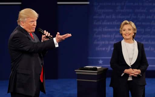 Hillary Trump Face Off In 2nd Presidential Debate બીજી ડિબેટમાં હિલેરી જીત્યા, મુસ્લિમો પર પ્રતિબંધના મુદ્દા પર લડયા હિલેરી-ટ્રંપ