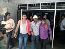 સુરતઃ ડાઇંગ મિલના મેનેજરની આંખમાં મરચાની ભૂકી નાંખી 15 લાખની લૂંટ, માથામાં માર્યો પાઇપ