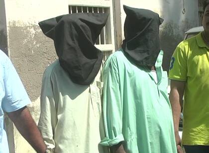 પાકિસ્તાને મોકલેલી સેક્સી લલનાની જાળમાં ફસાયો કચ્છી યુવક, દેશ સાથે કરી ગદ્દારી, જાણો ISIને કરી શું મદદ પાકિસ્તાને મોકલેલી સેક્સી લલનાની જાળમાં ફસાયો કચ્છી યુવક, દેશ સાથે કરી ગદ્દારી, જાણો ISIને કરી શું મદદ