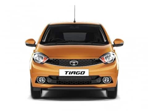 Tata Tiago Discount Offers: टाटा दे रही है Tiago हैचबैक पर भारी छूट, करें ₹23,000 तक की बचत Tata Tiago Discount Offers: टाटा दे रही है Tiago हैचबैक पर भारी छूट, करें ₹23,000 तक की बचत