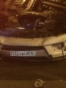 અમદાવાદ: ખમાસા પાસે BRTS કોરિડોરમાં અકસ્માત, લોકોએ PCR વેનમાં કરી તોડફોડ