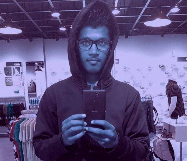 મળતી વિગતો અનુસાર, ગત 28 ઓગસ્ટના રોજ સગીરા ઘરેથી કપડાં, આઇડી પ્રૂફ લઇને કોઇને પણ કહ્યા વિના ઘરમાંથી ભાગી ગઇ હતી. માંજલપુર અવધૂત ફાટક પાસે રહેતા ફૈઝલ વણકર સાથે પ્રેમસંબંધ હોવાની અગાઉ જાણ થઇ હોવાથી તેના પિતાએ ફૈઝલના ઘરે તપાસ કરી હતી. ફૈઝલ પણ ગુમ હતો. બાદમાં સગીરાના પરિવારજનોએ પોલીસ ફરિયાદ નોંધાવી હતી.