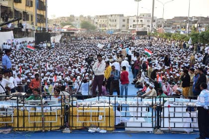 કેજરીવાલે સભામાં ભાજપ પર આકરા પ્રહારો કર્યા હતા. જેમાં અમિત શાહને આડે હાથ લીધા હતા. ગુજરાતમાં ઠેર-ઠેર વિરોધ કરાવવા પાછળ અમિત શાહનો હાથ હોવાનું જણાવ્યું હતું. જ્યારે પાટીદારો સાથે હોવાનું કહીં જણાવ્યું હતું કે, હાર્દિક પટેલ દેશભક્ત છે. 