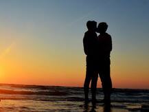 સેક્સ સંબંધોની અનોખી સ્ટોરીઃ બે સગી બહેનો પહોંચી કોર્ટમાં, જાણો શું છે કારણ