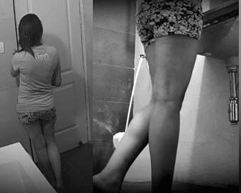 પોલીસ ફરિયાદમાં સુજાતાએ જણાવ્યા પ્રમાણે, બે વર્ષ અગાઉ તે સેમ્યુલ જ્યાં નોકરી કરતો હતો ત્યાં ખાનગી બેન્કમાં એકાઉન્ટ ખોલાવવા ગઇ હતી. ફોર્મમાંથી મારો મોબાઇલ નંબર લઇને મને ફોન કર્યો હતો. બાદમાં સેમ્યુલે મને ફેસબુક પર ફ્રેન્ડ રિકવેસ્ટ મોકલાવી હતી. મિતાલી ઘરેથી ટયુશન જવા માટે નીકળતી ત્યારે સેમ્યુલ તેનો પીછો પણ કરતો હતો. બાદમાં ફેસબુક પર બંન્ને વચ્ચે વાતો થવા લાગી હતી. 