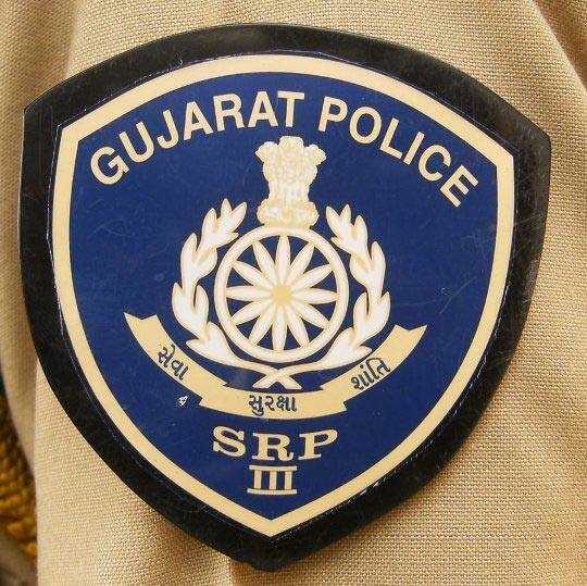 બીજી તરફ પત્નીએ પતિ વિરૂધ્ધ દારૂ પીને માર મારવાની ફરિયાદ નોંધાવી હતી. જેનું ફરિયાદ બાદ થોડા સમયમાં જ સમાધાન થઈ ગયું હતું.