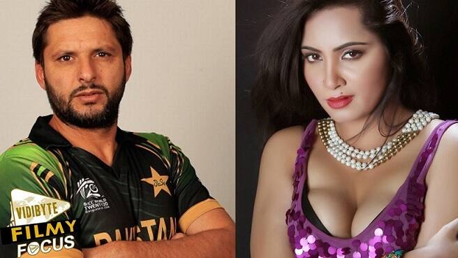 આફ્રિદી ફેયરવેલ મેચ રમવા માંગતો હતો. પાછલા દિવસોમાં તેમણે આ એક માંગ પાકિસ્તાન બોર્ડ સમક્ષ રાખી હતી કે, વેસ્ટ ઈન્ડિઝ વિરૂદ્ધ ત્રણ ટી-20 મેચમાં તેમણે રમવાની એક તક આપવામાં આવે અને તે તેમની ફેયરવેલ સીરિઝ હશે.