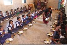 મહેસાણા: મધ્યાહ્ન ભોજનના કર્મચારીઓનો ઉપવાસનો સાતમો દિવસ, થાળી વેલણ વગાડી કર્યું પ્રર્દશન