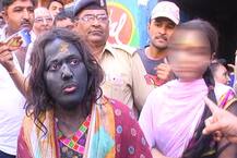 રાજકોટઃ પ્રેમીને પામવા યુવતી બની તાંત્રિક, ઘરમાં કરતી નગ્ન ડાંસ, ભત્રીજીને પણ ચડાવી રવાડે