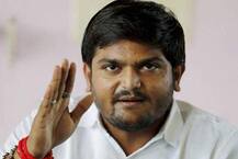 મોદી ખોડલધામમાં હાજરી આપશે તેવા અહેવાલ સામે મોદીને પાટીદારોના હત્યારા ગણાવીને હાર્દિકે શું આપી પ્રતિક્રિયા?