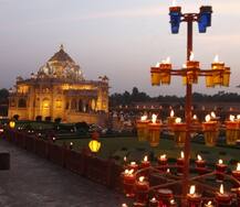 ગાંધીનગર ખાતે અક્ષરધામમાં 30થી 6 નવેમ્બર સુધી દીપાવલી પર્વની ઉજવણી, સોમવારે પણ ખુલ્લું રહેશે