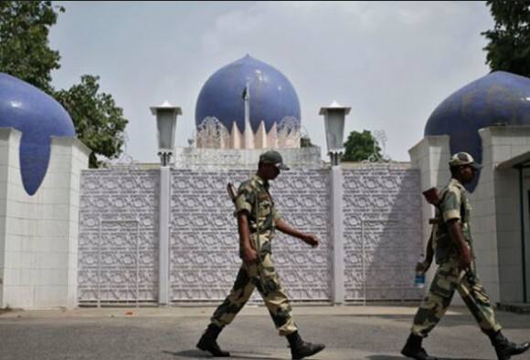 પાકિસ્તાની હાઈ કમિશનના અધિકારીની જાસૂસીના આરોપમાં ધરપકડ, ઉચ્ચાયુક્તને હાજર થવા આદેશ Police Detained Pakistan High Commission Staff Summoned High Commissioner પાકિસ્તાની હાઈ કમિશનના અધિકારીની જાસૂસીના આરોપમાં ધરપકડ, ઉચ્ચાયુક્તને હાજર થવા આદેશ