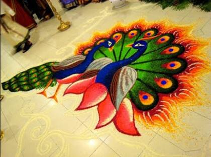 હાલમાં સમગ્ર દેશના લોકો દિવાળીની ઉજવણીમાં મશગુલ છે. લોકો દિવાળી નિમિતે પોતાના ઘરની બહાર રંગોળી પૂરતા હોય છે. ત્યારે અહીં તમારા માટે કેટલીક રંગોળી રજૂ કરવામાં આવી છે. જેને તમારા ઘરની બહાર બનાવી ખુશીઓમાં વધારો કરો.