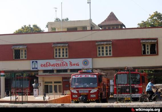 વડોદરામાં ફટાકડાની દુકાનમાં લાગી આગ, 7 ના મોત, 3 ઈજાગ્રસ્ત