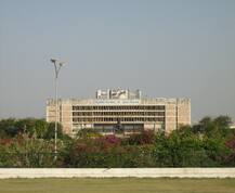 તહેવારોના પગલે સાપ્તાહિક કેબિનટે બેઠક રદ્દ, મંત્રીઓ મત વિસ્તારમાં સ્નેહમિલનમાં વ્યસ્ત