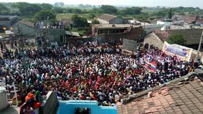 સભાને સંબોધતા હાર્દિકે કહ્યુ હતું કે, પાટીદાર અનામત આંદોલન ચાલુ જ રહેવાનો હૂંકાર કર્યો હતો. ૨૦૧૭ની ચૂંટણીને લઇને હાર્દિક પટેલે નિવેદન આપતા કહ્યું હતું કે, અનામત આંદોલન ચાલું જ રહેશે, ભલે ફઇબા ગયા હોય, રૂપાણી પણ જાય, અમિત શાહ પણ જાય કે પછી નરેન્દ્ર મોદી પણ જાય, આંદોલનથી અનામત લઇને જ જંપીશું.