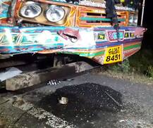 બગોદરા-ધોળકા હાઈવે પર પીકઅપ વેન અને ટ્રક વચ્ચે ગમખ્વાર અકસ્માત, 14ના મોત