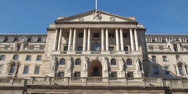 Bank of England: 14 साल के रिकॉर्ड स्तर पर पहुंची बैंक ऑफ इंग्लैंड की ब्याज दर, लगातार 9वीं बार हुई बढ़ोतरी