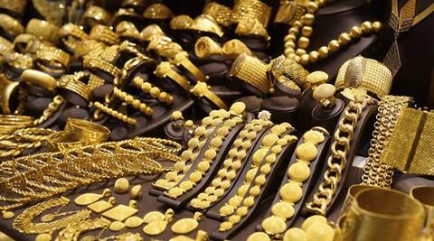 Gold Silver Rate Today: सोने और चांदी के दाम में मामूली उतार चढ़ाव, चेक करें 10 ग्राम सोने का रेट यहां Gold Silver Rate Today: सोने और चांदी के दाम में मामूली उतार चढ़ाव, चेक करें 10 ग्राम सोने का रेट यहां