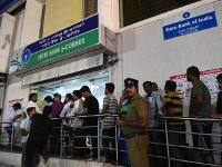 સરકાર ગામડાઓ અને શહેરોમાં કેશ વધુમાં પહોંચે તેવી વ્યવસ્થા વધુ યોગ્ય બનાવશે. એટલુ જ નહી દાસે કહ્યું કે, દેશમાં માઇક્રો એટીએમ વધારવાનો પણ નિર્ણય લેવામાં આવ્યો છે.