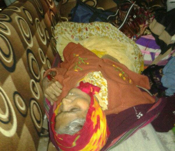 પોલીસના જણાવ્‍યા મુજબ ટ્રક ચાલક ફરાર છે. પોલીસ તેની શોધખોળ કરી રહી છે. પોલીસ સુત્રોના જણાવ્‍યા અનુસાર જીપમાં સવાર મુસાફરો રામદેવરાથી દર્શન કરીને પરત ફરી રહ્યાં હતા તે દરમ્‍યાન અકસ્‍માત સર્જાયો હતો. અકસ્‍માત એટલો જબરદસ્‍ત હતો કે જીપના ખચ્‍ચરધાણ નીકળી ગયો. જેના કારણે મૃતકોને બહાર કાઢવામાં મુશ્‍કેલી પડી હતી. જ્‍યારે ઈજાગ્રસ્‍તોને તાત્‍કાલિક હોસ્‍પિટલ ખસેડવામાં આવ્‍યા હતા.