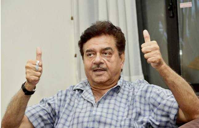 Shatrughan Sinha Supported Pm Modi Decision Of Demonetisation ભાજપના સાંસદે નોટબંદીના નિર્ણયને ગણાવ્યો સાહસિક, લોકોની મુશ્કેલીઓ પર વ્યક્ત કરી ચિંતા