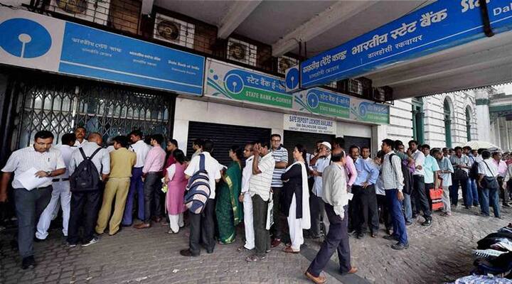 ક્લીન નોટ પોલિસીના હેતુને ધ્યાનમાં રાખવા અને સામાન્ય લોકોની રૂ.100ની નોટોની જરૂરીયાતને પૂરી કરી શકાય તે માટે બેન્કોએ રીટેલ ઉપયોગ માટે વિસ્તૃત રીતે ઉપયોગમાં લેવાતા ATMs મારફત રૂ.100ની બેન્કનોટોનો ફ્લો વધારવો જોઇએ.