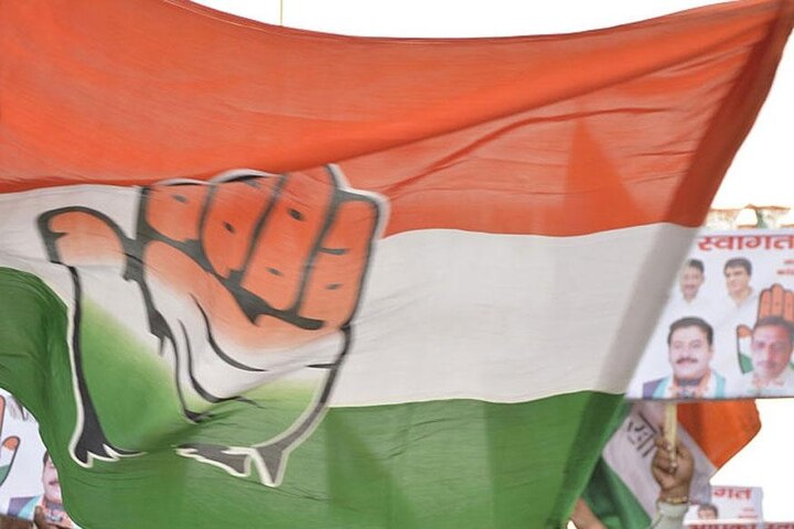 કોંગ્રેસની જાહેરાત પ્રમાણે રાજ્યની તમામ કોંગ્રેસ જીલ્લા સમિતિના કાર્યાલય ખાતે તેમજ કોંગ્રેસ શાસિત જિલ્લા પંચાયત ખાતે નોંધણી માટેના ફોર્મ ઉપલબ્ધ રહેશે. નોંધણી કરાવવા માટેનો ટોલ ફ્રી નંબર:18001200676 અને વોટ્સએપ નંબર: 7801978590 જ્યારે ઓનલાઈન નોંધણી કરાવવા માટે કોંગ્રેસની વેબસાઈટ તૈયાર કરાશે.